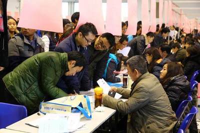 择校十字路口 当“名校光环”与“专业热爱”狭路相逢